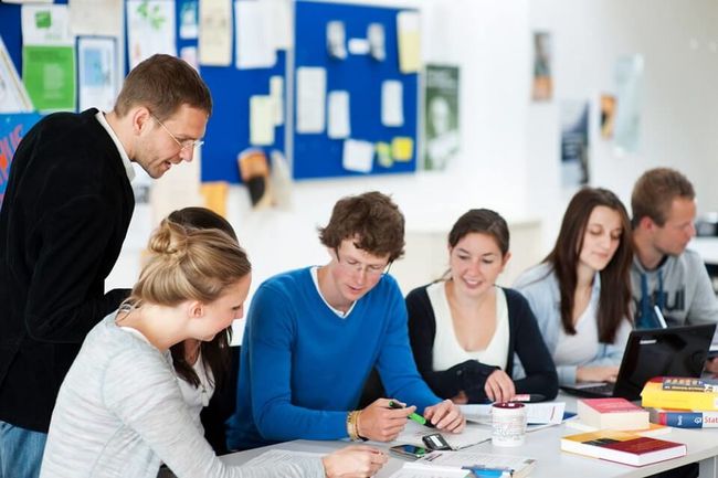 Auf den wissenschaftlichen Nachwuchs legt die Universität besonderen Wert. 