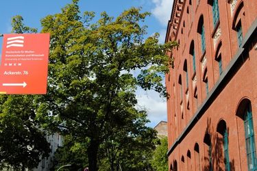 Hochschule für Medien, Kommunikation und Wirtschaft (HMKW)