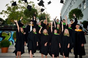 Absolventen bei der Graduierungsfeier
