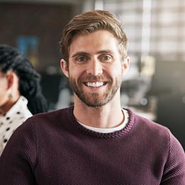 Porträt eines jungen Mannes