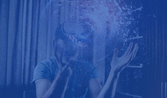 Game Programming Student probiert virtual reality aus.