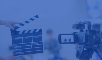 Filmkamera mit einer Filmklappe